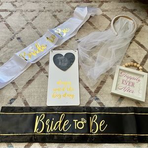 Wedding cheer accessories